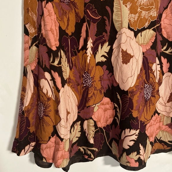 LOFT Red and Pink A-Line Mini Skirt Casual - Picture 2 of 4